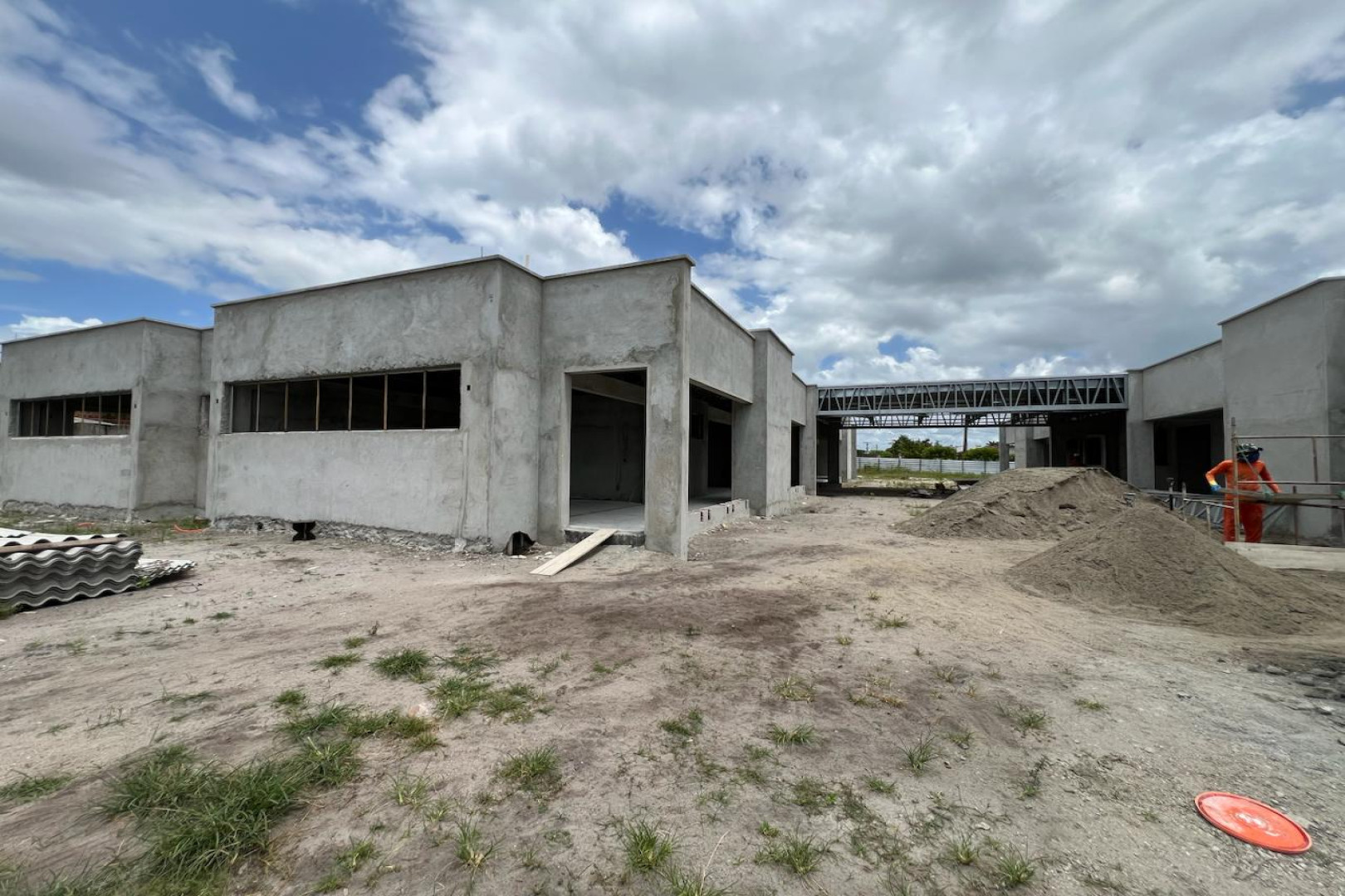 CONSTRUÇÃO DA CRECHE DO PLANALTO AVANÇA EM PEDRAS DE FOGO
