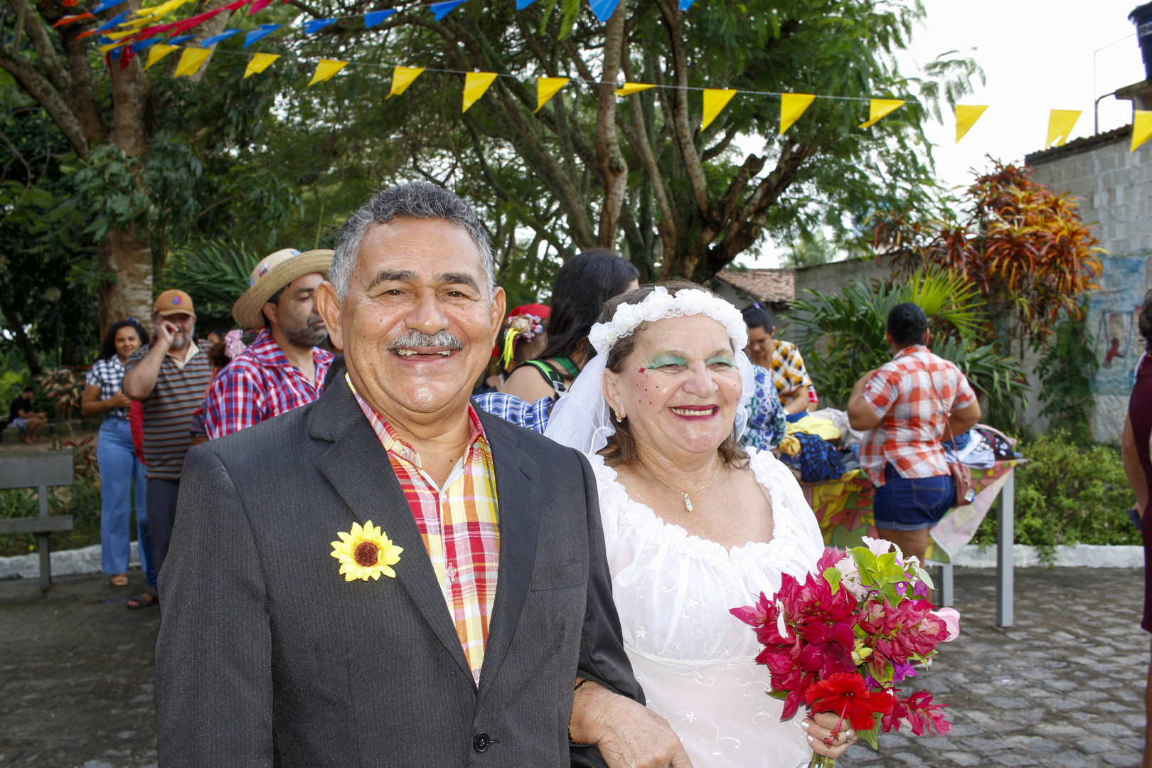 CENTRO DE ATENÇÃO PSICOSSOCIAL CELEBRA SÃO JOÃO COM ARRAIÁ NO PARQUE ECOLÓGICO