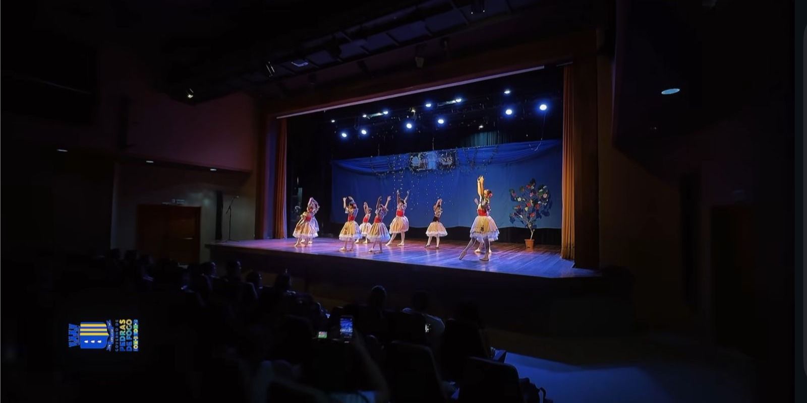 Pedras de Fogo leva talento e emoção ao SESC Ler de Goiana com apresentação de “O Lago dos Cisnes”