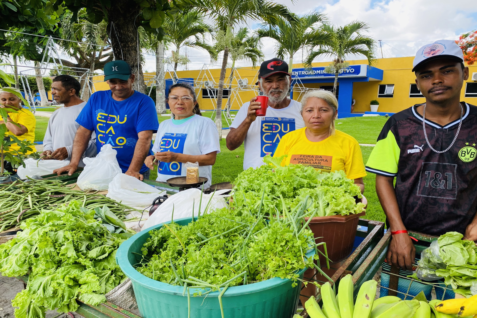 ALUNOS DA EJA REALIZAM PRIMEIRA FEIRA DE BASE AGROECOLÓGICA DO MUNICÍPIO